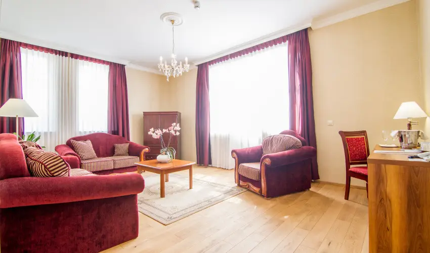 Batthyny Kastlyszll Zalacsny - Mjus 1. (min. 3 j)