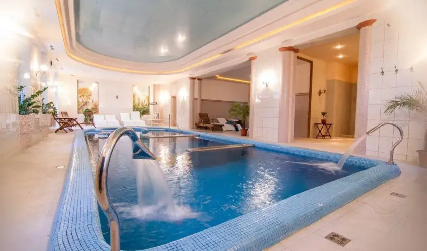 Batthyny Kastlyszll Zalacsny - Mjus 1. (min. 3 j)