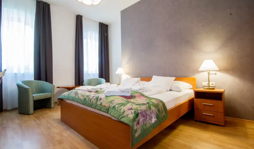 Batthyny Kria Zalacsny - Mjus 1. (min. 3 j)