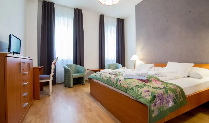 Batthyny Kria Zalacsny - Mjus 1. (min. 3 j)