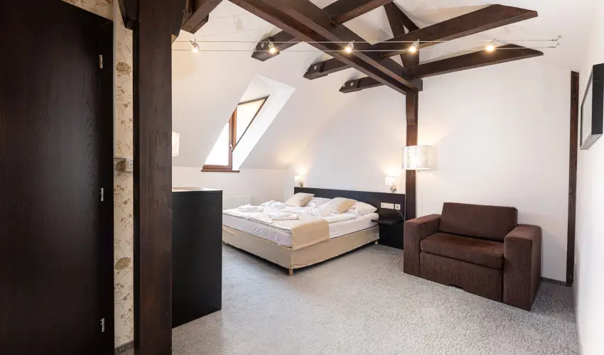 Bazilika alatti Panzi Esztergom - Mjus 1. 