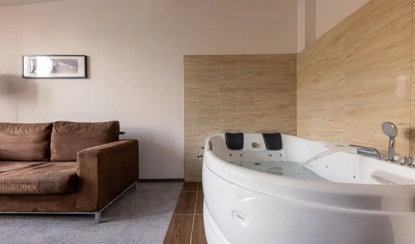 Bazilika alatti Panzi Esztergom - Mjus 1. 