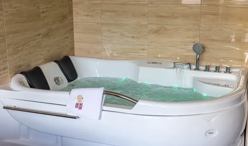 Bazilika alatti Panzi Esztergom - Mjus 1. 