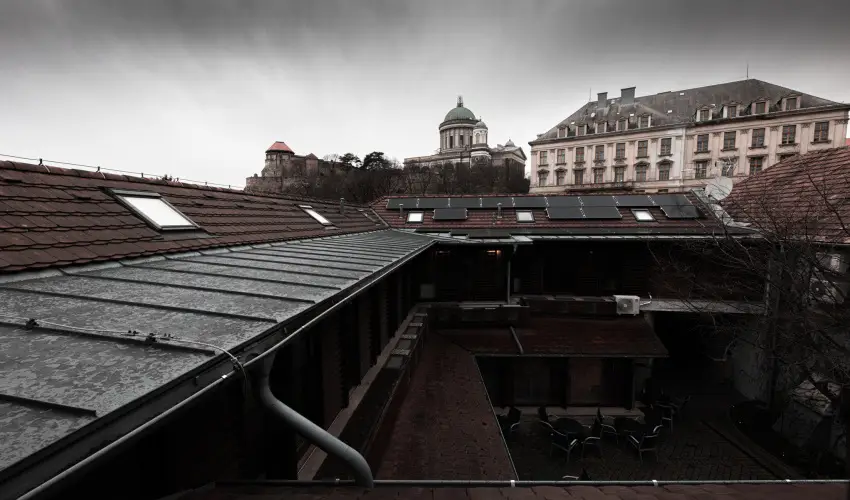 Bazilika alatti Panzi Esztergom - Mjus 1. 