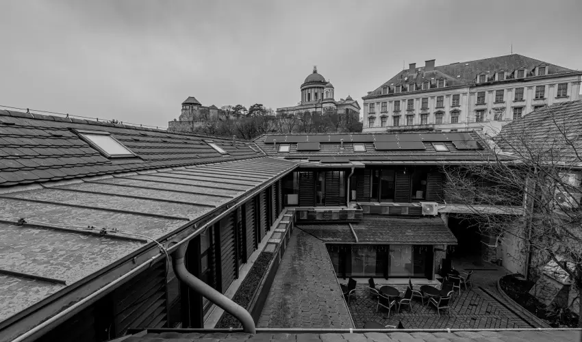 Bazilika alatti Panzi Esztergom - Mjus 1. 