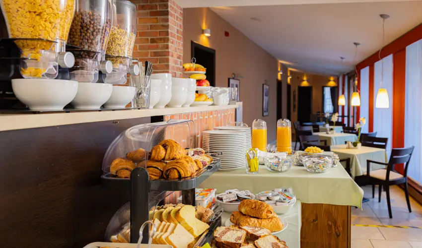 Bazilika alatti Panzi Esztergom - Mjus 1. 