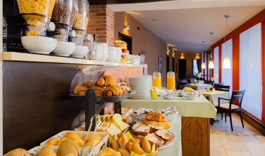 Bazilika alatti Panzi Esztergom - Mjus 1. 