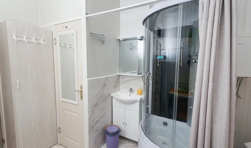 B�k�si Apartmanok B�k�s - M�jus 1.