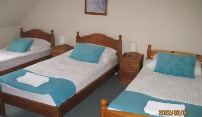 B�nyei Fogad� �s �tterem Erd�b�nye