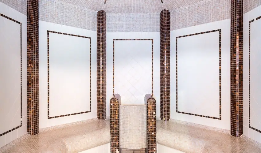 Hotel Aquarell Cegl�d - Maj�lis az Aquarellben (min. 2 �j)