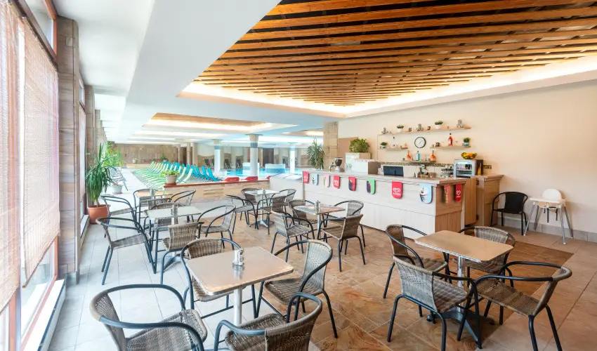 Hotel Aquarell Cegl�d - Maj�lis az Aquarellben (min. 2 �j)