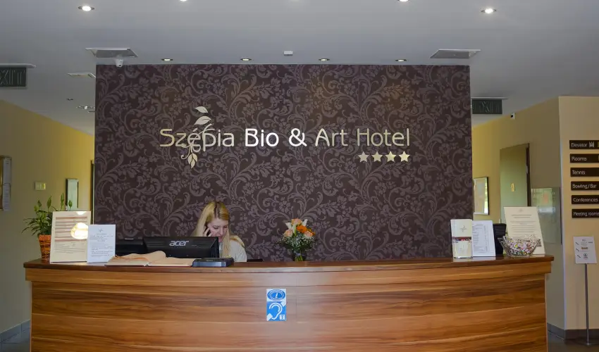 Szpia Bio & Art Hotel Zsmbk - Mjus 1. - teljes elrefizetssel (min. 2 j)