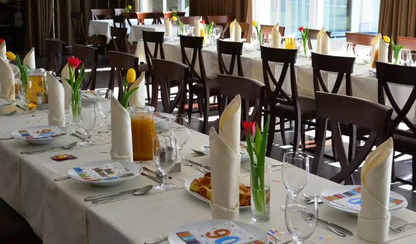 Szpia Bio & Art Hotel Zsmbk - Mjus 1. - teljes elrefizetssel (min. 2 j)