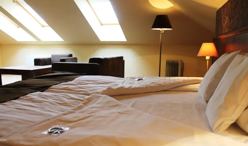 Szpia Bio & Art Hotel Zsmbk - Mjus 1. - teljes elrefizetssel (min. 2 j)