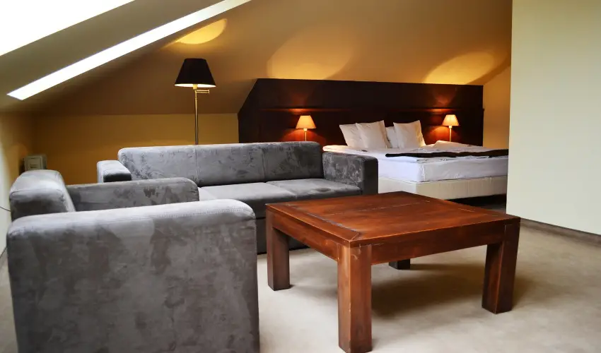 Szpia Bio & Art Hotel Zsmbk - Mjus 1. - teljes elrefizetssel (min. 2 j)