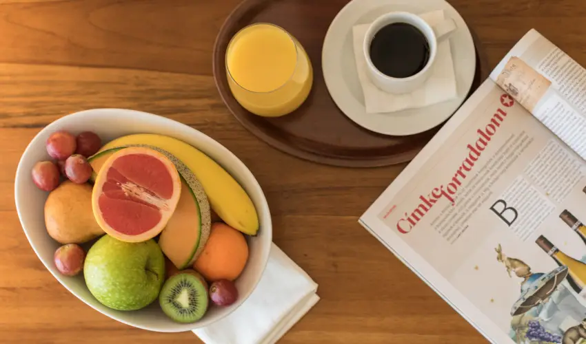 Szpia Bio & Art Hotel Zsmbk - Mjus 1. - teljes elrefizetssel (min. 2 j)