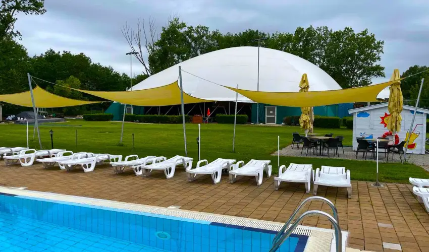 Szpia Bio & Art Hotel Zsmbk - Mjus 1. - teljes elrefizetssel (min. 2 j)