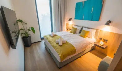 BJ81 Suite Hotel Sifok