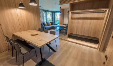 BJ81 Suite Hotel Sifok