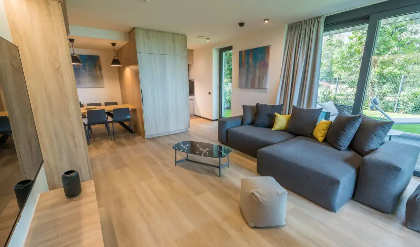 BJ81 Suite Hotel Sifok - Mjus 1. - teljes elrefizetssel (min. 3 j)