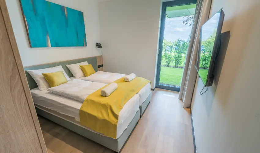 BJ81 Suite Hotel Sifok - Mjus 1. - teljes elrefizetssel (min. 3 j)