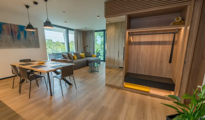 BJ81 Suite Hotel Sifok - Mjus 1. - teljes elrefizetssel (min. 3 j)