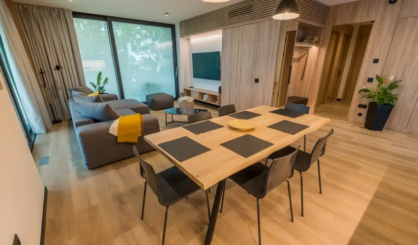 BJ81 Suite Hotel Sifok - Mjus 1. - teljes elrefizetssel (min. 3 j)