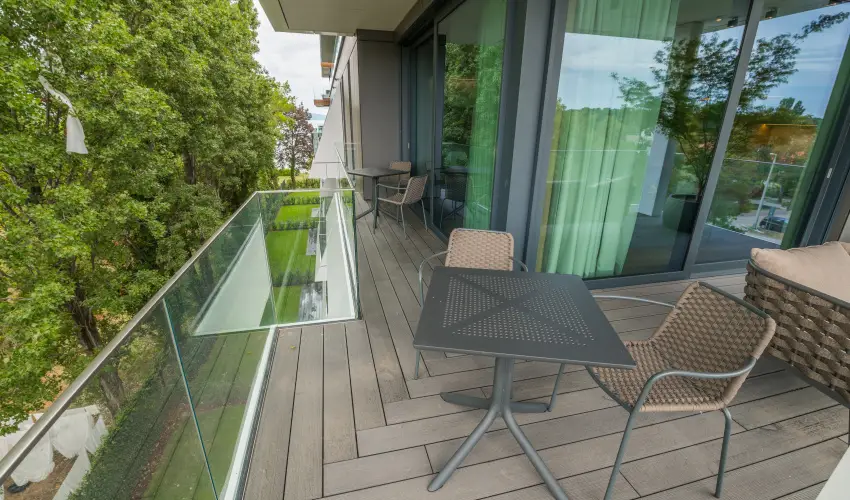 BJ81 Suite Hotel Sifok - Mjus 1. - teljes elrefizetssel (min. 3 j)