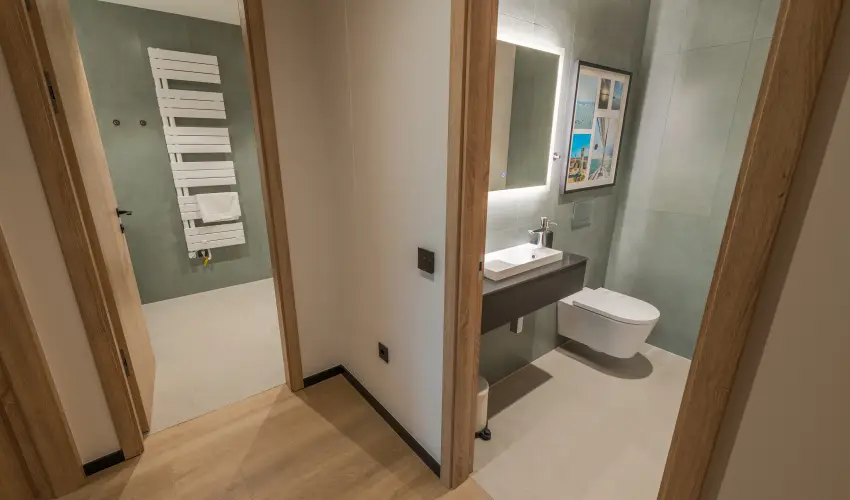 BJ81 Suite Hotel Sifok - Mjus 1. - teljes elrefizetssel (min. 3 j)