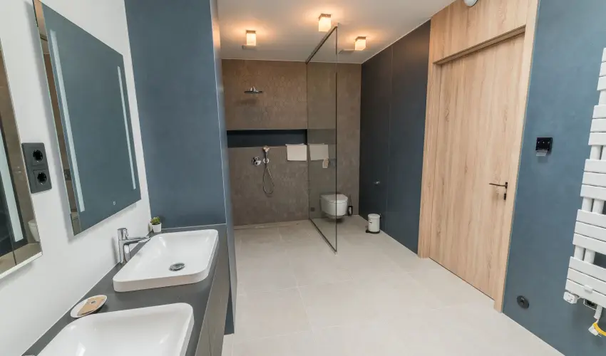 BJ81 Suite Hotel Sifok - Mjus 1. - teljes elrefizetssel (min. 3 j)