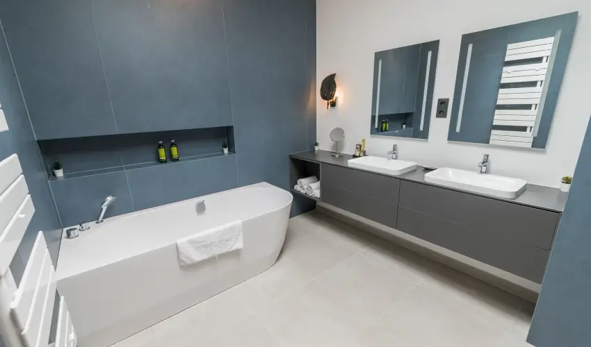 BJ81 Suite Hotel Sifok - Mjus 1. - teljes elrefizetssel (min. 3 j)