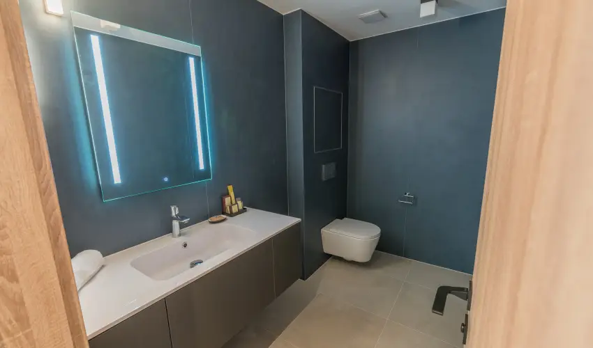 BJ81 Suite Hotel Sifok - Mjus 1. - teljes elrefizetssel (min. 3 j)