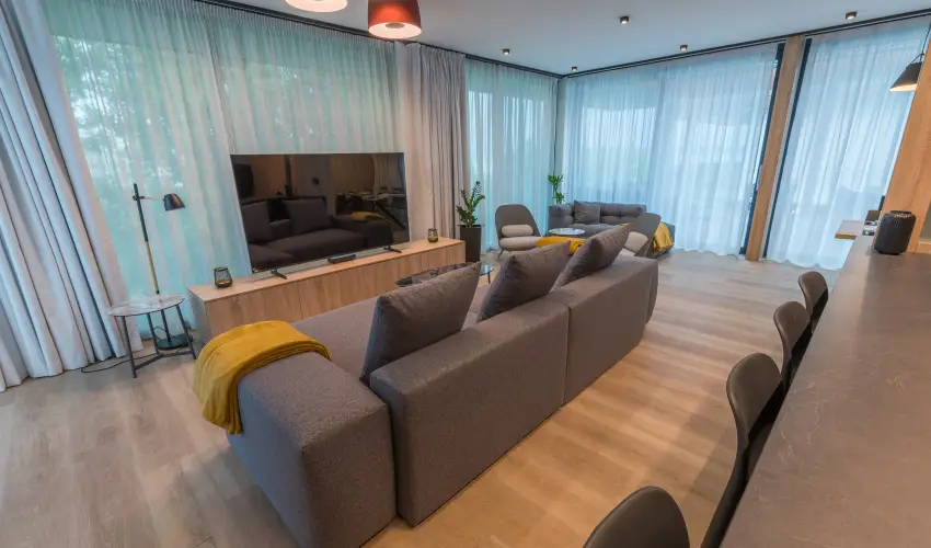 BJ81 Suite Hotel Sifok - Mjus 1. - teljes elrefizetssel (min. 3 j)