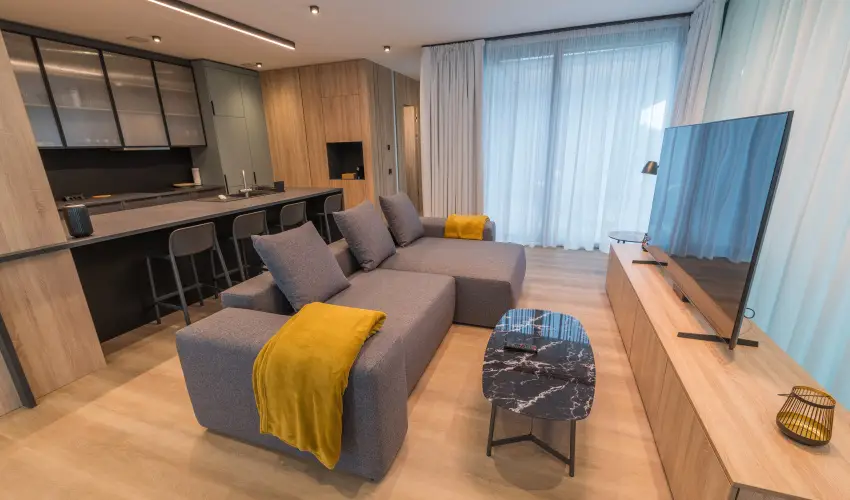 BJ81 Suite Hotel Sifok - Mjus 1. - teljes elrefizetssel (min. 3 j)