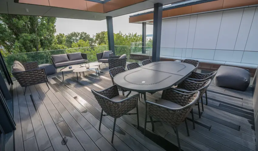 BJ81 Suite Hotel Sifok - Mjus 1. - teljes elrefizetssel (min. 3 j)