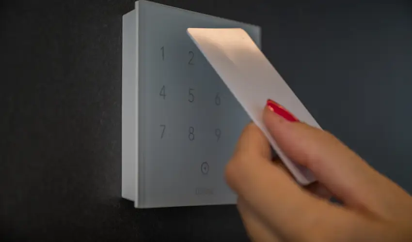 BJ81 Suite Hotel Sifok - Mjus 1. - teljes elrefizetssel (min. 3 j)