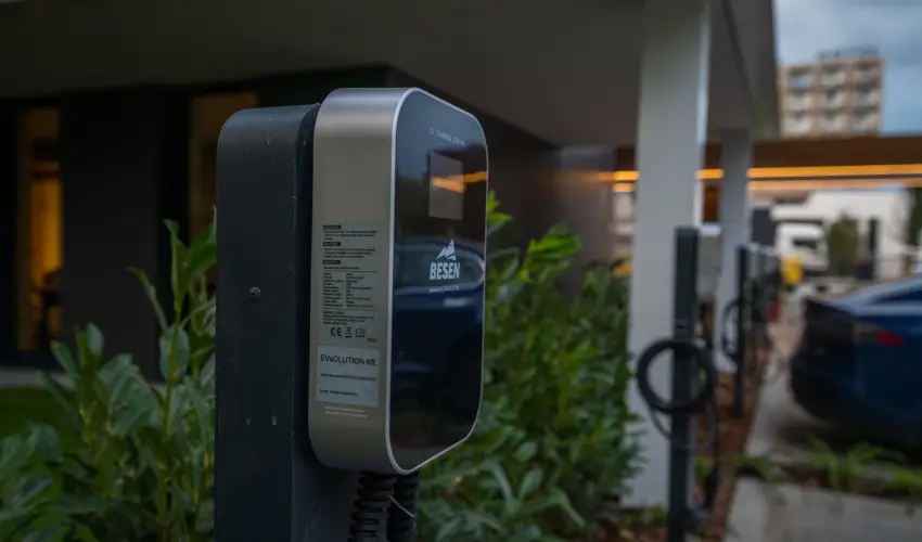 BJ81 Suite Hotel Sifok - Mjus 1. - teljes elrefizetssel (min. 3 j)