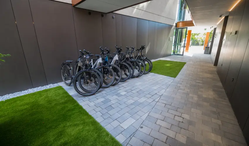 BJ81 Suite Hotel Sifok - Mjus 1. - teljes elrefizetssel (min. 3 j)