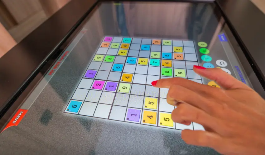 BJ81 Suite Hotel Sifok - Mjus 1. - teljes elrefizetssel (min. 3 j)