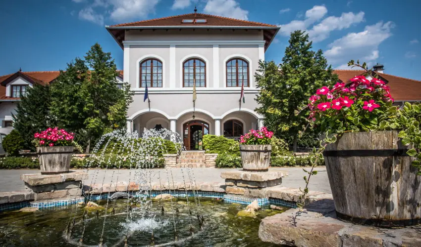 Bodrogi Kria Wellness Hotel Inrcs - Mjus 1.