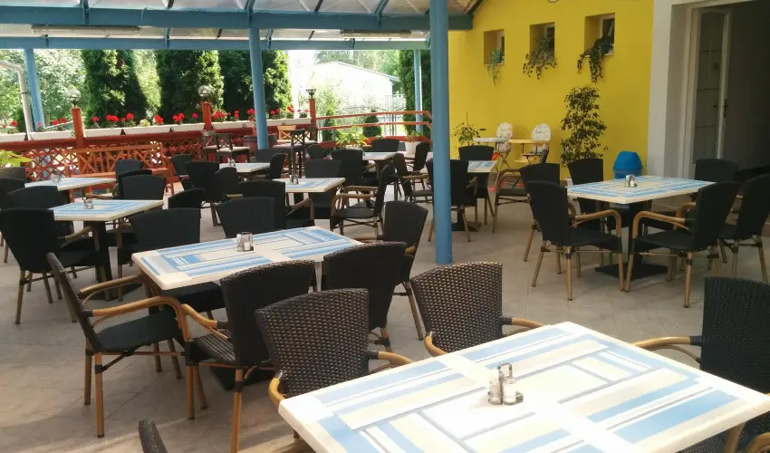 Boglrka Panzi-tterem  Mezkvesd - Mjus 1. (min. 2 j)