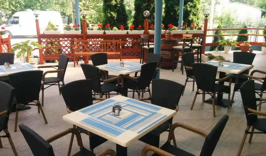 Boglrka Panzi-tterem  Mezkvesd - Mjus 1. (min. 2 j)