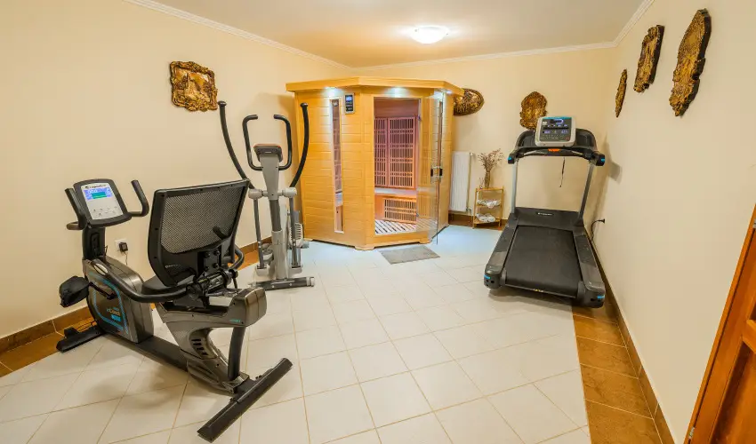 Boglrka Panzi-tterem  Mezkvesd - Mjus 1. (min. 2 j)