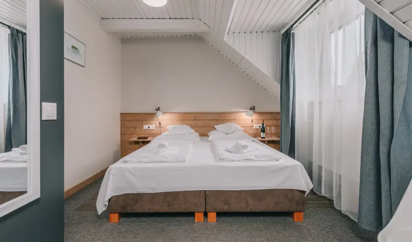 Borbartok Panzi Badacsonytomaj - Mjus 1. (min. 2 j)