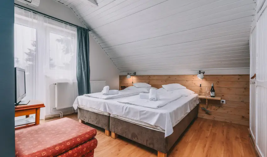 Borbartok Panzi Badacsonytomaj - Mjus 1. (min. 2 j)