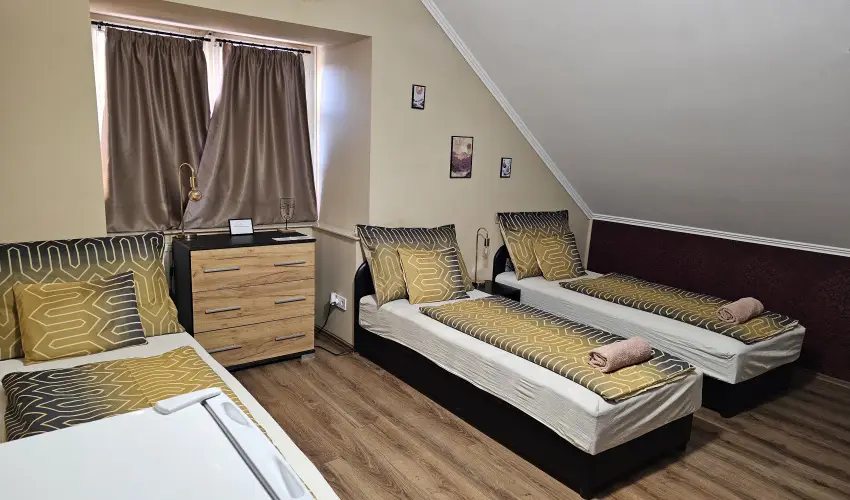 Borostyn Szllshely Debrecen - Mjus 1.