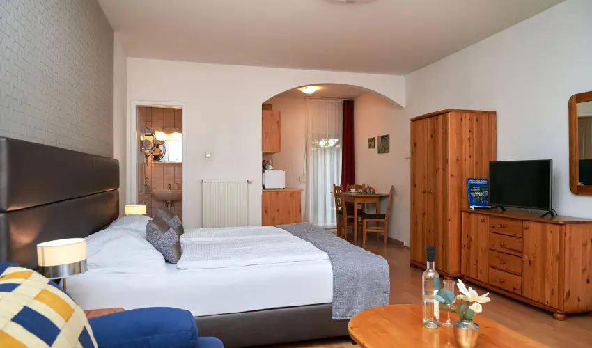 Brigitte Apartman Bk, Bkfrd - Mjus 1. (min. 2 j)