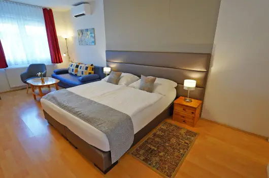 Brigitte Apartman - Mjus 1. (min. 2 j)