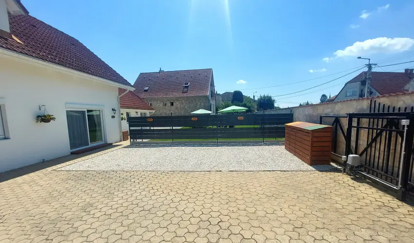 Bk City Apartments Bk, Bkfrd - Mjus 1.