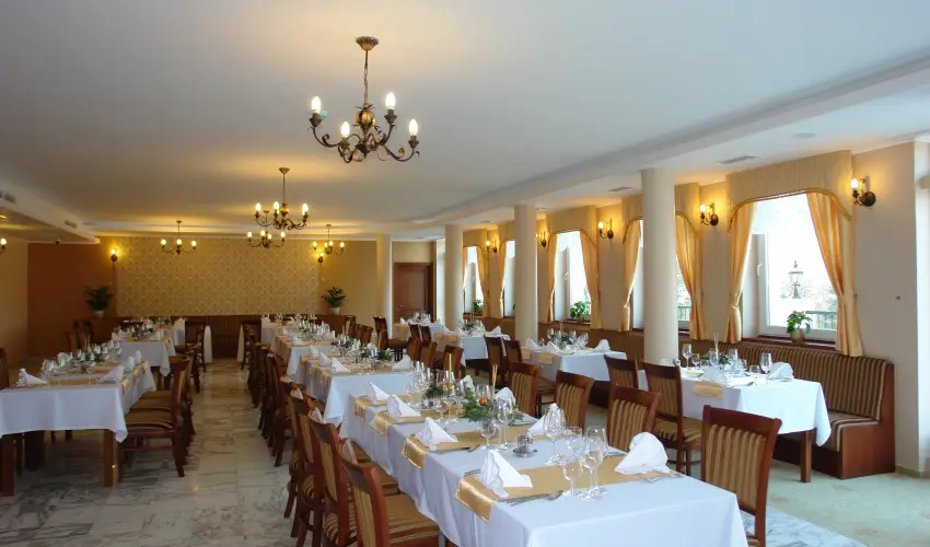 Calimbra Konferencia & Wellness Hotel Miskolctapolca - M�jus 1. (min. 2 �j)